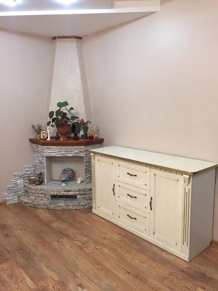 Комод Фридом 2 - дверный и 3 ящика, 485 х 1510 х 870 цвет слоновая кость + золотая патина | Зображення 1