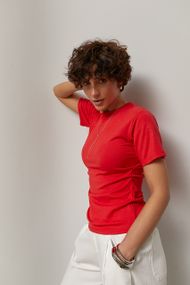 Однотонна футболка з драпіруванням - червоний цвет, ONE SIZE (є розміри)