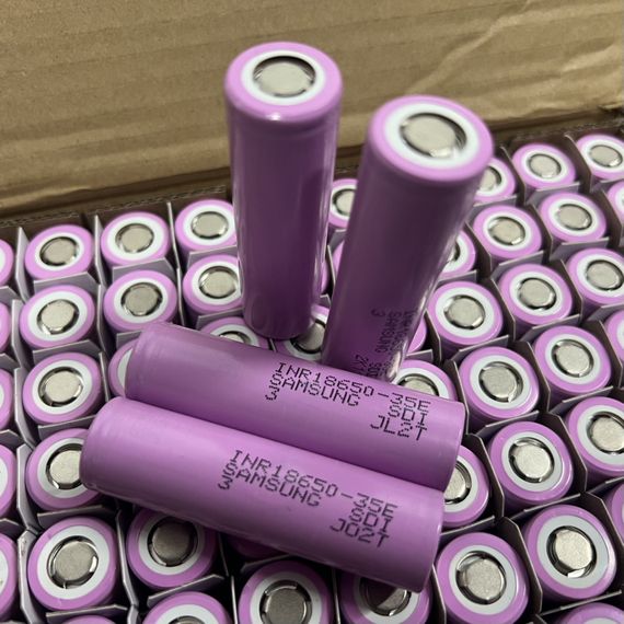 Аккумулятор Samsung INR18650-35E 3500 мАч Li-ion 3.7V без защиты (промышленный вариант) оригинальный, новый, форм-фактор 18650.