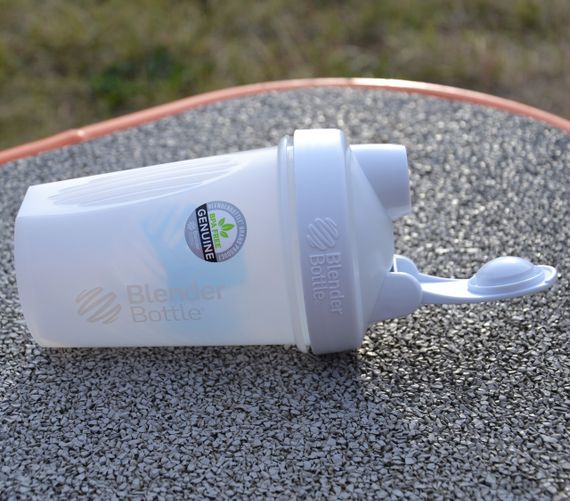 Спортивний шейкер BlenderBottle Original Classic 20oz/590ml White | Зображення 6