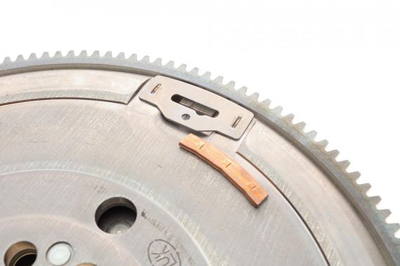 Демпфер зчеплення BMW 1 F40 X1 F48 X2 F39 17- B38 A15 415 1052 10 | Зображення 4