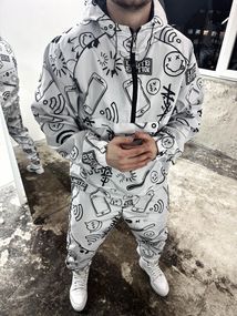 Костюм