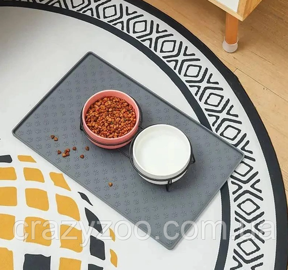 Силиконовый коврик под миску для собак и котов EcoToys серый 48х30 см 800313 | Зображення 1