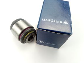 Сайлентблок задньої цепфи W124/W201/W210, Lemforder (34756 01) ''плавальний'' (A2043520027)