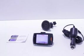 Baideluo Y30 DVR HD 1080P 3 объектива - Видеорегистратор Видеорегистратор Передняя И Задняя S7 NIB