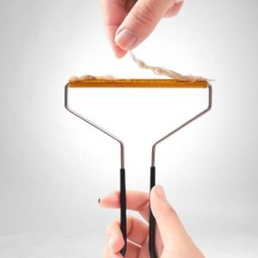 Щетка-скребок для удаления катышков и ворса 11,5см