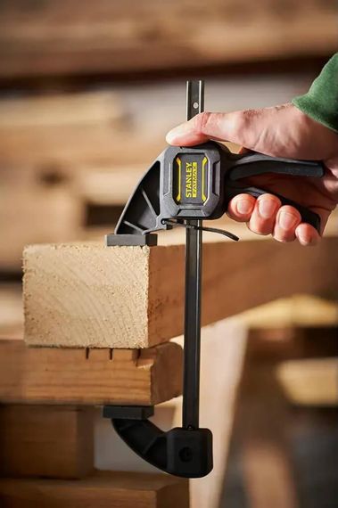 Струбцина FatMax XL триггерная с максимальным усилием сжатия 270 кг STANLEY FMHT0-83242 | Зображення 3