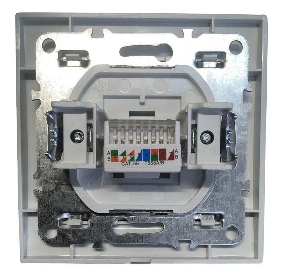 Розетка компьютерная внутренней установки 1-я белая IP20 Malta Ny95000952 | Зображення 1