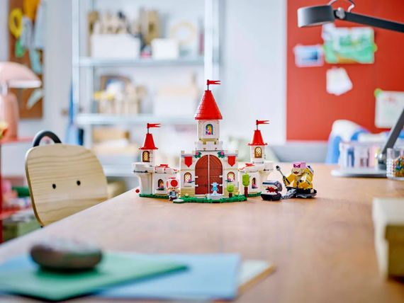 Конструктор LEGO Super Mario Битва з Роєм біля замку Піч 71435 | Зображення 9