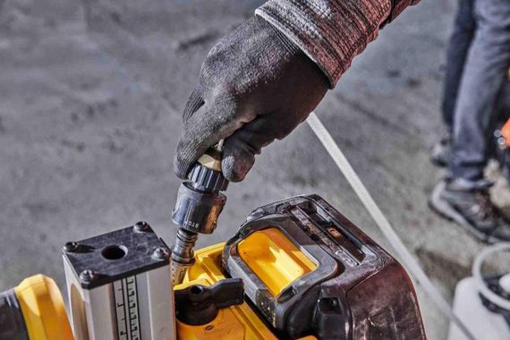 Стойка для алмазного сверления POWERSHIFT DeWALT DCPS151 | Зображення 9