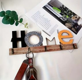 Вешалка для ключей
HOME Деревянная Ключница на стену
 Размер 
10.5* 29.5