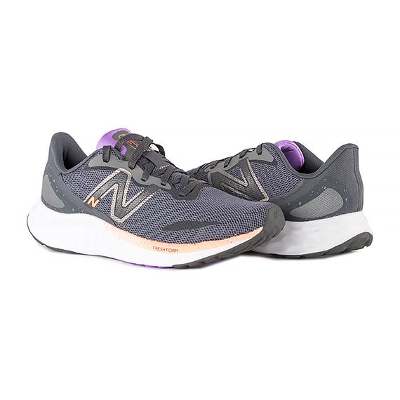 Кросівки New Balance Arishi v4