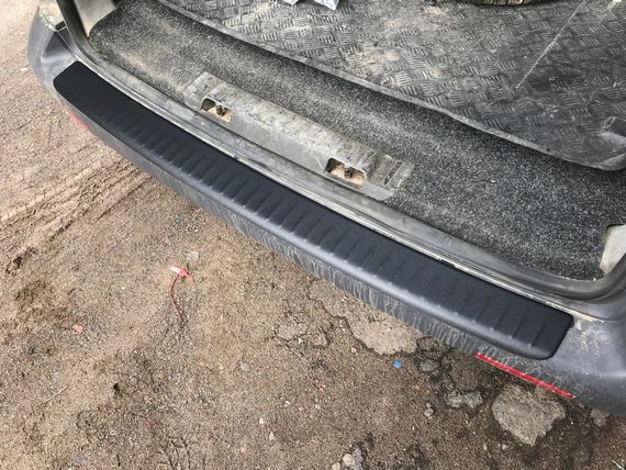 Накладка на задній бампер із загином (ABS-пластик) Матова для Volkswagen T5 Multivan 2003-2010рр | Зображення 1