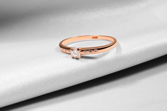 Кольцо из красного золота с фианитами 14 K-0386 | Зображення 2