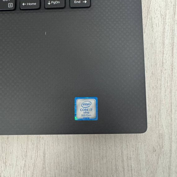 Мобільна робоча станція Б-класу Dell Precision 5540 / 15,6" (1920x1080) IPS / Intel Core i7-9850H (6 (12) ядер по 2,6 - 4,6 ГГц) / 16 ГБ DDR4 / 512 ГБ SSD / nVidia Quadro T1000, 4 ГБ GDDR5, 128-біт / WebCam б/в | Зображення 2