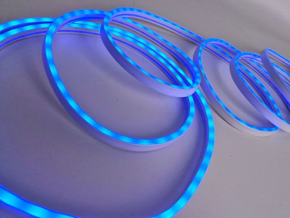 Світлодіодна неонова стрічка від повербанку LED 5 вольт 5 метрів USB З керуванням зі смартфона і пульта | Зображення 2