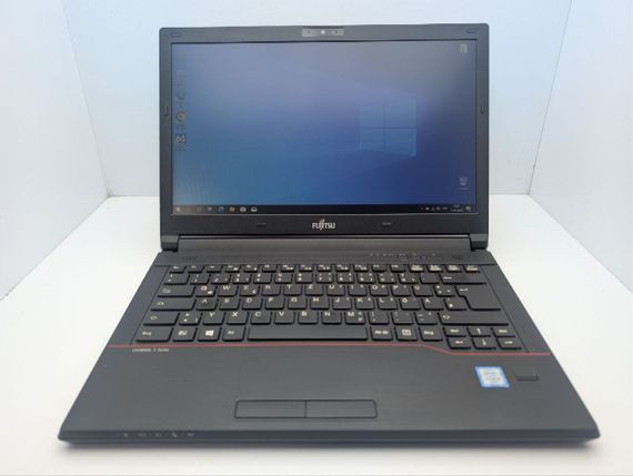Ноутбук Fujitsu LifeBook E546 / 14" (1366x768) TN / Intel Core i5-6200U (2 (4) ядра по 2.3 - 2.8 GHz) / 8 GB DDR4 / 500 GB HDD / Intel HD Graphics 520 / WebCam б/у | Зображення 1