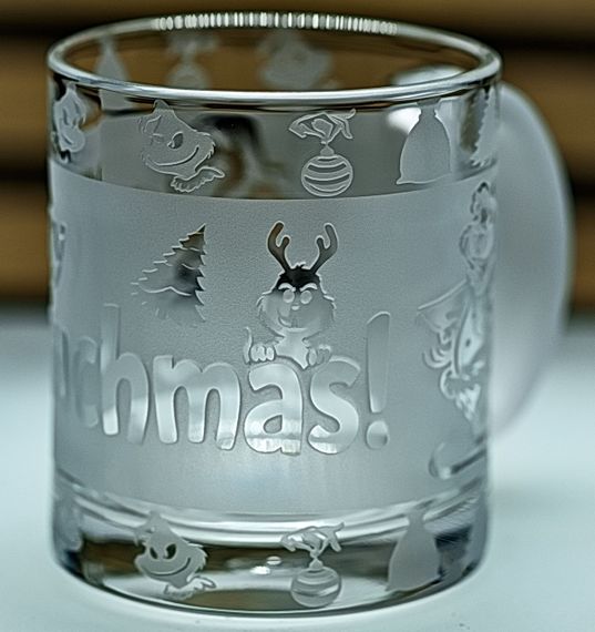 Чашка скляна 320 мл з гравіюванням Merry Grinchmas із Грінчем подарунок на Новий Рік | Зображення 3