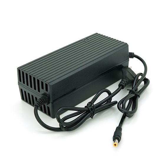 Зарядний пристрій Jinyi для акумуляторів LiFePo4 48V(58,4V),16S,3A,штекер 5.5*2.5,з індикацією,BOX