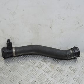 Патрубок системи охолодження BMW 3 E46 1998-2005 Трубка шланг охолодження БМВ е46 17127516416