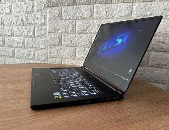 Ноутбук MSI WS65 9TK 15,6" FHD IPS i7 9750H 16Gb SSD1Tb NVMe Quadro RTX 3000  Б/В | Зображення 2