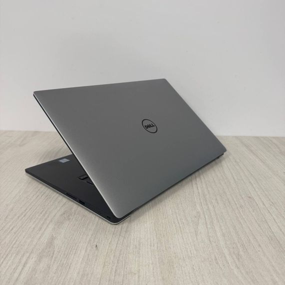 Ноутбук рабочая станция Б-класс Dell Precision 5510 / 15.6" (3840x2160) IPS Touch / Intel Core i7-6820HQ (4 (8) ядра по 2.7 - 3.6 GHz) / 8 GB DDR4 / 256 GB SSD / nVidia Quadro M1000M, 2 GB DDR3, 128-bit / HDMI б/у | Зображення 6