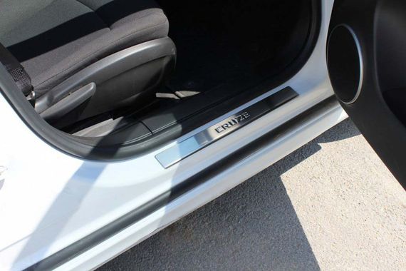 Накладки на пороги (4 шт, OmsaLine) для Chevrolet Cruze 2009-2015 гг | Зображення 1