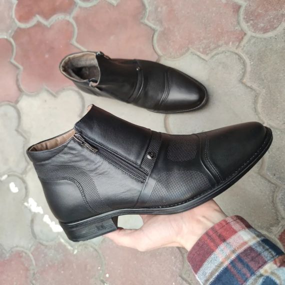 Кожаные ботинки на замках 41 размер | Зображення 6