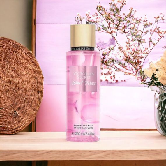 ПАРФУМОВАНИЙ СПРЕЙ ДЛЯ ТІЛА VICTORIAS SECRET VELVET PETALS 250 МЛ