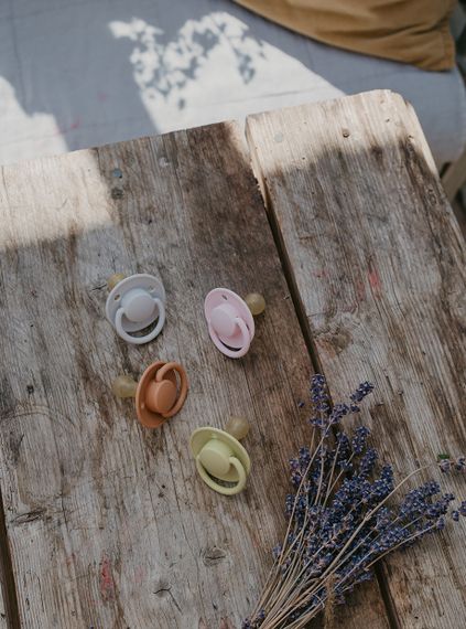 Соска пустушка BIBS De Lux Silicone (кругла) 0-36 міс – Blossom | Зображення 2