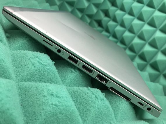Ультрабук Б-клас HP Elitebook 745 G5 / 14" (1920x1080) IPS / AMD Ryzen 5 Pro 2500U (4 (8) ядра по 2.0 - 3.6 GHz) / 8 GB DDR4 / 256 GB SSD M.2 / AMD Radeon Vega 8 Graphics / WebCam / USB 3.1 / HDMI б/в | Зображення 7