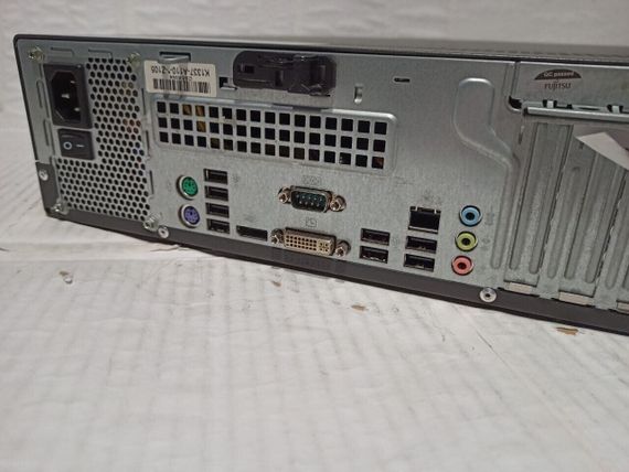 ПК Fujitsu Esprimo E700 E85+ SFF / Intel Core i5-2320 (4 ядра по 3.0 - 3.3 GHz) / 8 GB DDR3 / 500 GB HDD / Intel HD Graphics 2000 / DVD-ROM б/в | Зображення 3
