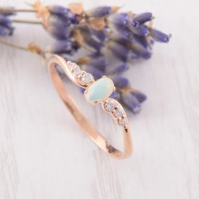 Кольцо из красного золота с опалом 20