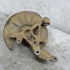 Кулак поворотний задній правий Volkswagen Golf VII 2012-2020 Кулак поворотний задній правий Фольксваген