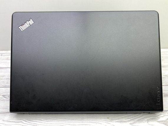 Ноутбук Б-клас Lenovo ThinkPad E570 / 15.6" (1920x1080) TN / Intel Core i5-7200U (2 (4) ядра по 2.5 - 3.1 GHz) / 8 GB DDR4 / 240 GB SSD / Intel HD Graphics 620 / WebCam б/в | Зображення 7