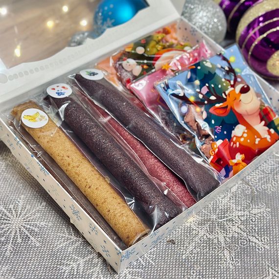 Подарунковий набір пастили “Святкові Сніжинки”, 8 смаків + йогуртова та горіхова, 300 г | Зображення 1