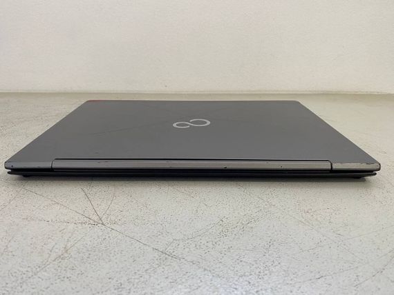 Ноутбук Б-класс Fujitsu LifeBook U745 / 14" (1920x1080) IPS / Intel Core i5-5300U (2 (4) ядра по 2.3 - 2.9 GHz) / 8 GB DDR3 / 128 GB SSD / Intel HD Graphics 520 / WebCam б/у | Зображення 6