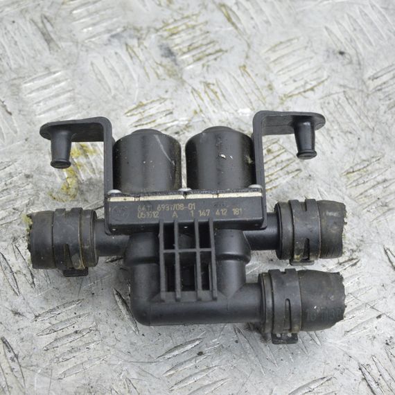 Клапан отопителя BMW E60 E61 E63 E64 E65 E66 X5 2001-2010 Клапан печки БМВ е60 е61 64116931708 1147412181