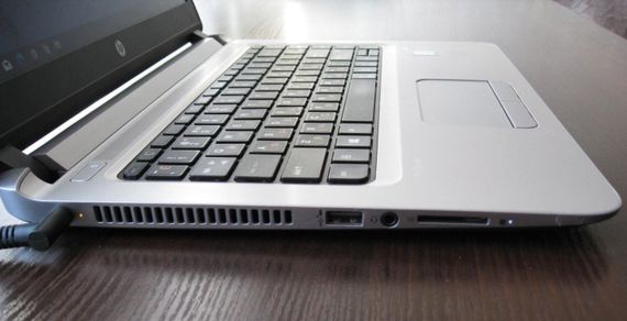 Ультрабук HP ProBook 440 G3 / 14" (1920x1080) TN / Intel Core i5-6200U (2 (4) ядра по 2.3 - 2.8 GHz) / 8 GB DDR4 / 128 GB SSD M.2 / Intel HD Graphics 520 / WebCam / Win 10 Pro б/у | Зображення 3