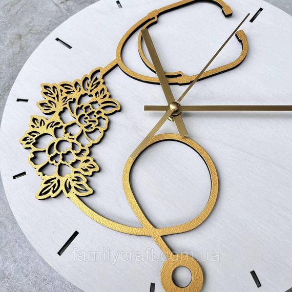 Іменний настінний годинник для лікаря з дерева Подарунок медику або медсестрі | Зображення 6