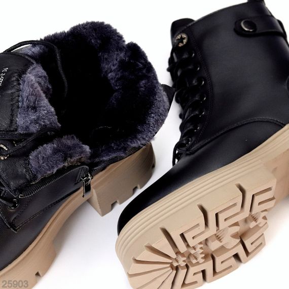 Чорні шкіряні черевики берці на блискавці на бежевому тракторної підошві | Зображення 7