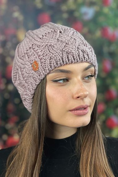 Шапка «Камелия» темная пудра