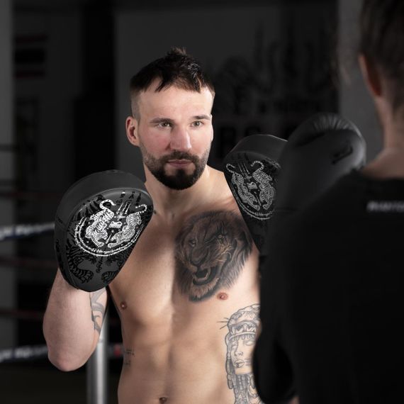 Лапи боксерські Фантом Muay Thai Black | Зображення 4