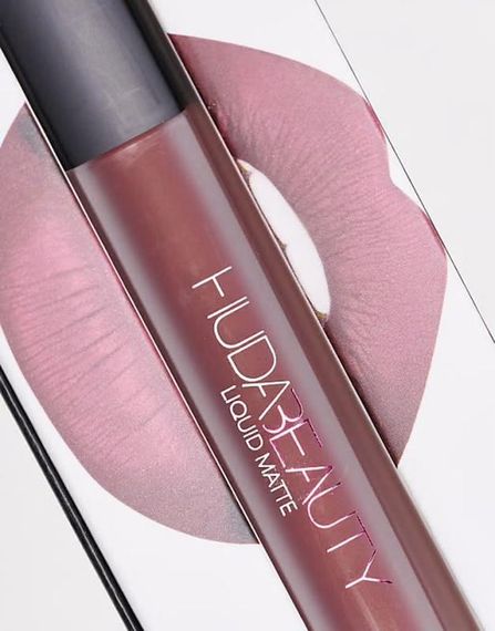 Матовая помада Huda Beauty liquid matte lipstick - First Class (4.2 ml) | Зображення 2