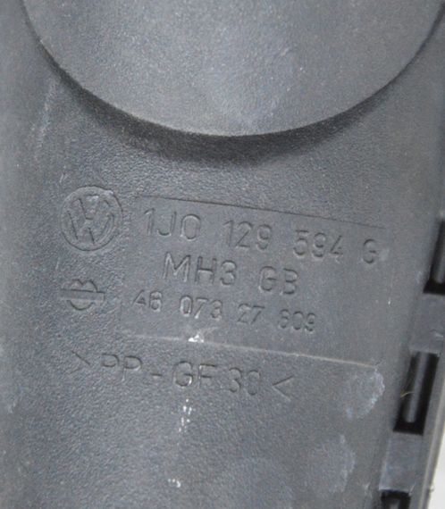 Патрубок повітряного фільтра 1.4 16V Volkswagen Golf IV 1997-2006 Трубка повітря Фольксваген Гольф 1J0129594G | Зображення 3