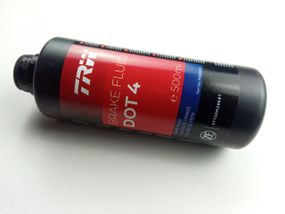 Гальмівна рідина TRW DOT-4 0,5 л. (PFB450)