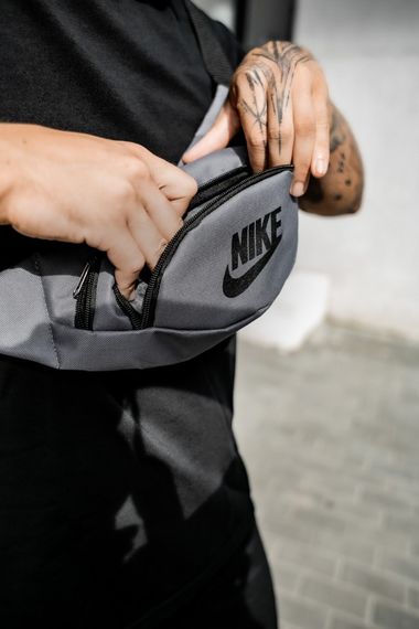 Бананка серая Nike (накатка) | Зображення 1