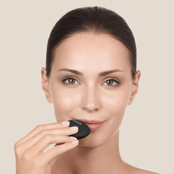 Устройство для увеличения объема губ GESKE Lip Volumizer&Booster 4в1 Small white, Серый | Зображення 3