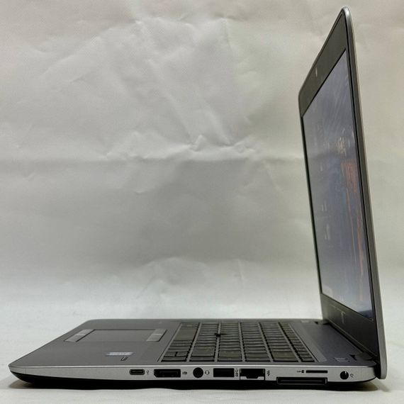 Ультрабук HP EliteBook 840 G3 / 14" (1920x1080) TN / Intel Core i5-6300U (2 (4) ядра по 2.4-3 GHz) / 8 GB DDR4 / 256 GB SSD / Intel HD Graphics 520 / WebCam / VGA / Win 10 Pro б/у | Зображення 9