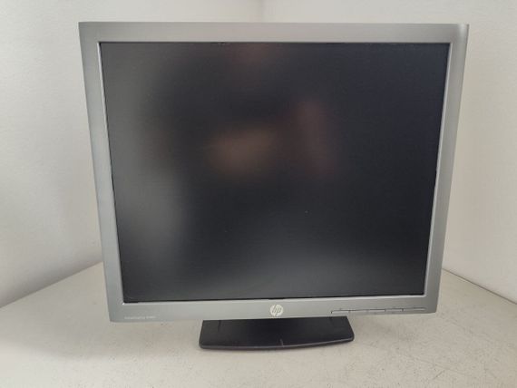 Монітор HP EliteDisplay E190i / 19" (1280x1024) IPS / VGA, DVI, DisplayPort / VESA 100x100 / VGA і кабель живлення в комплекті б/в | Зображення 2